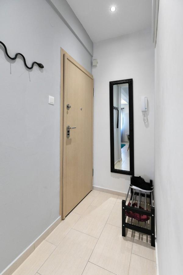 Sleeping Beauty Apartment City Center!! Салоники Экстерьер фото